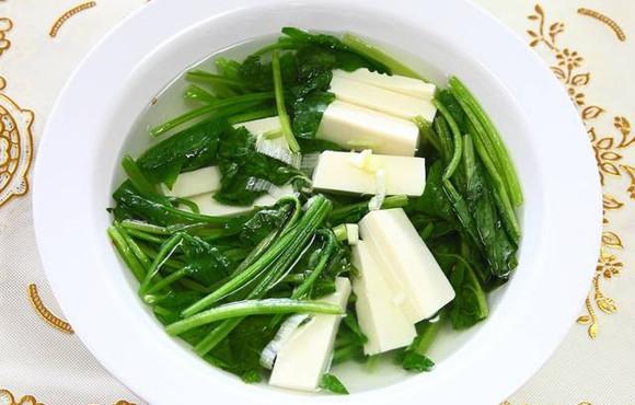 菠菜和豆腐能一起吃吗 菠菜不能和什么一起吃
